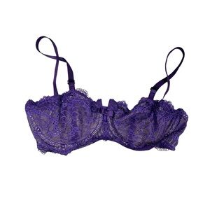 Frederick's of Hollywood Cindy Balconette Bra Purple Lace Underwire Size 32 DD